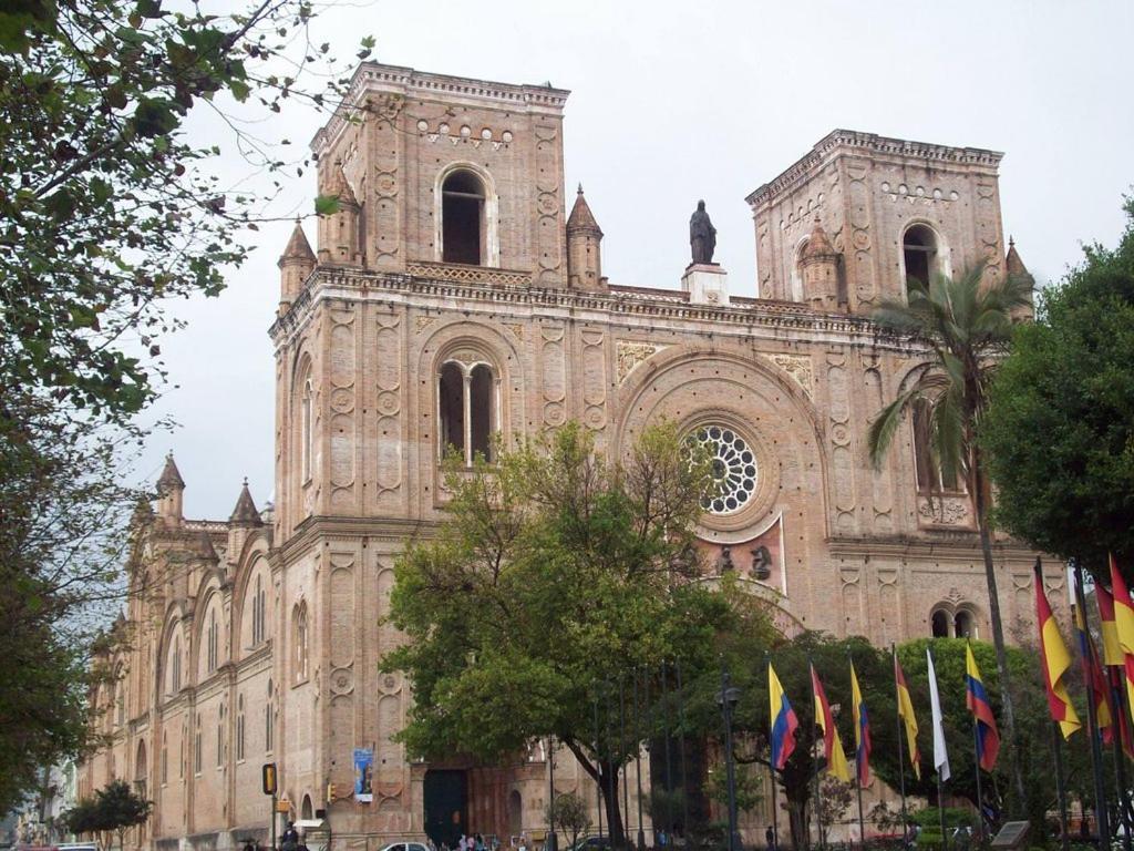 Aleros Hotel Boutique Cuenca Luaran gambar